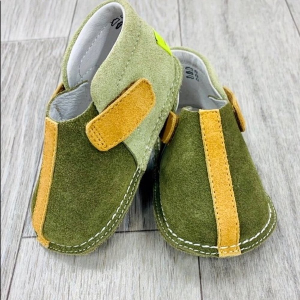 PIPIT Stripe olive / tan suede luxury baby booties 4 NIB
